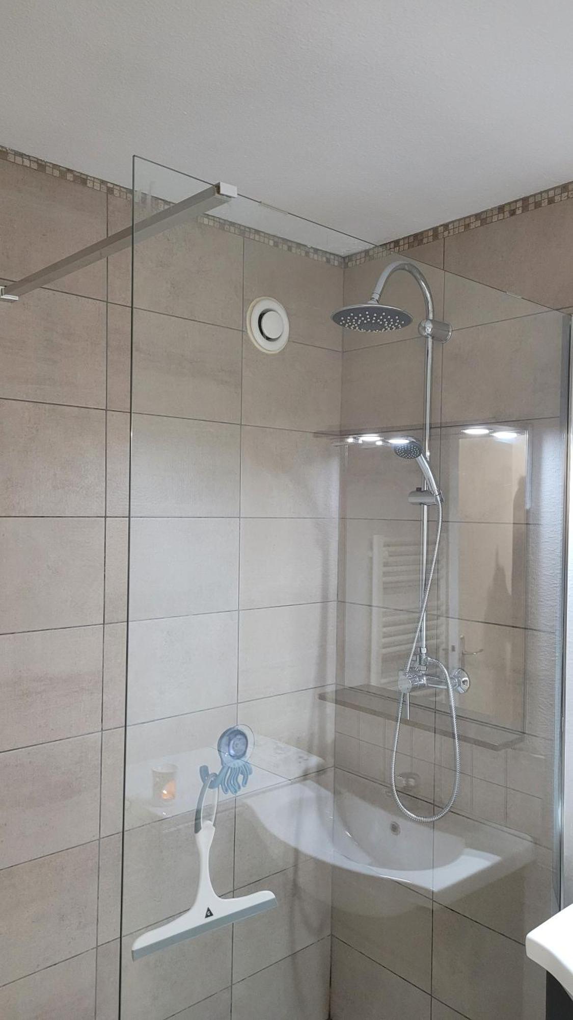 Grand Studio Confortable Jusqu'A 4 Personnes Динь-ле-Бен Экстерьер фото