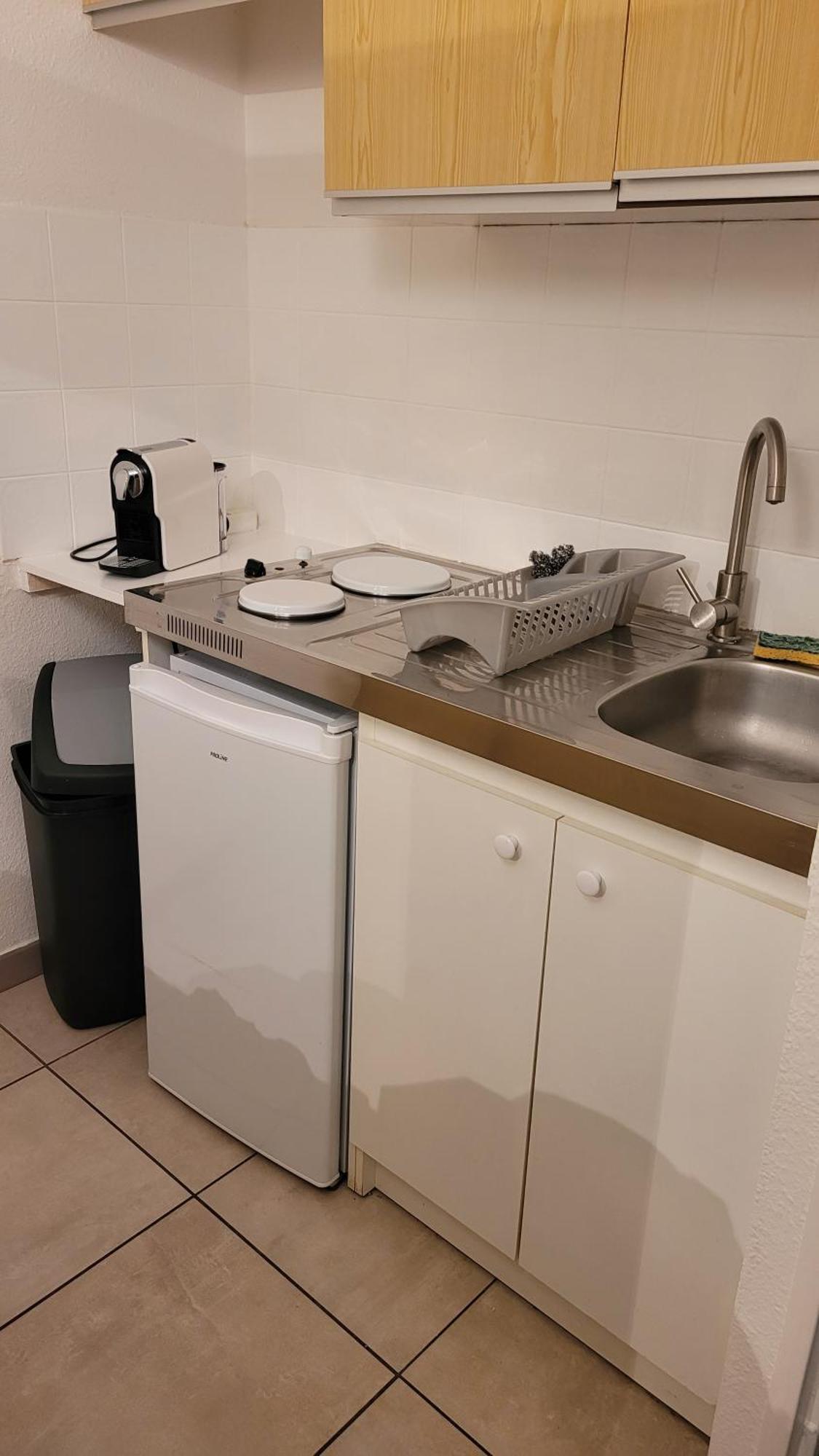 Grand Studio Confortable Jusqu'A 4 Personnes Динь-ле-Бен Экстерьер фото