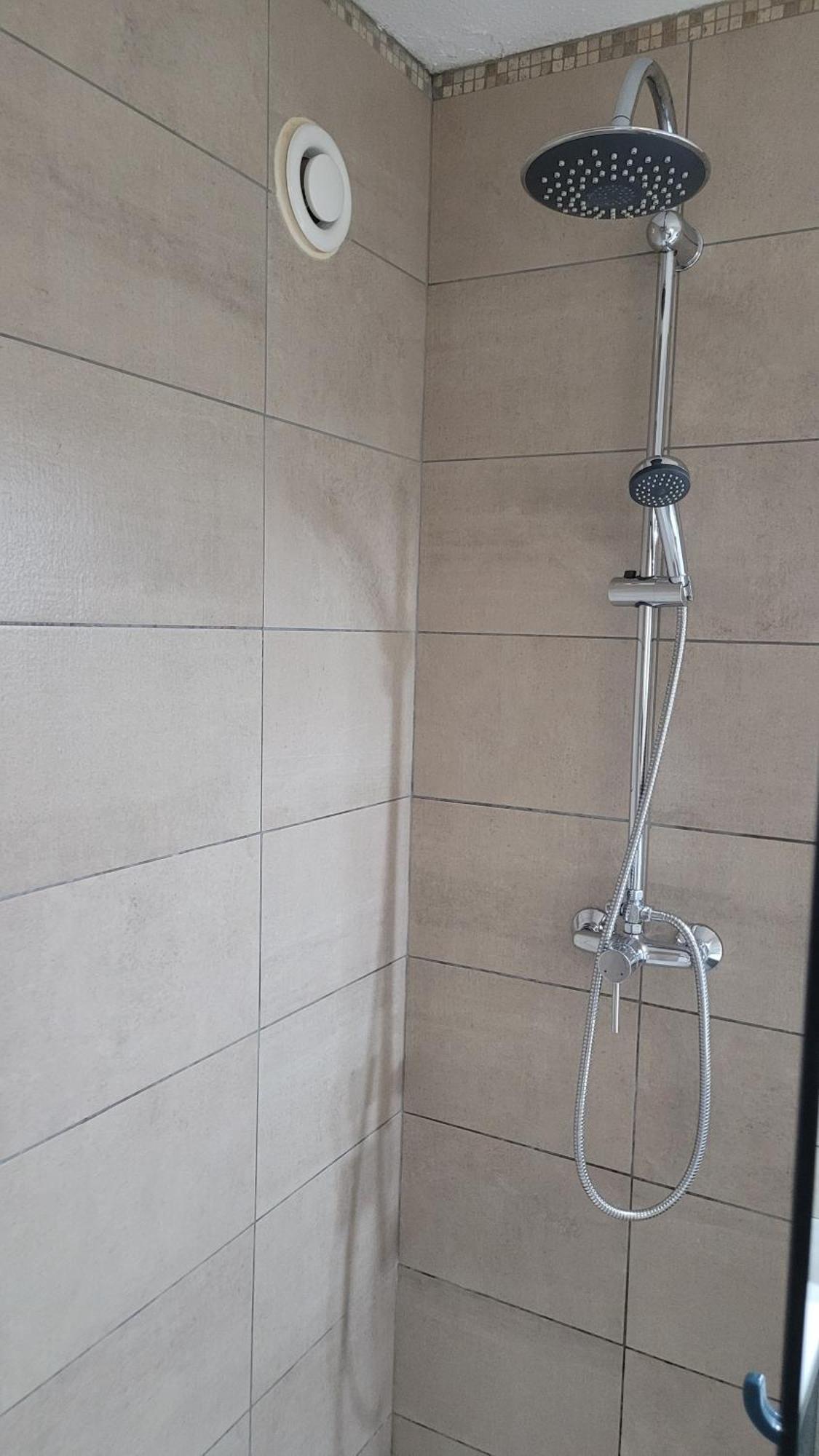 Grand Studio Confortable Jusqu'A 4 Personnes Динь-ле-Бен Экстерьер фото